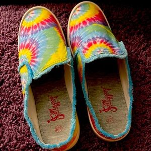 Women’s jelly pop shoes